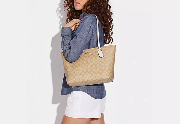 Zip Top Tote In Signature Canvas