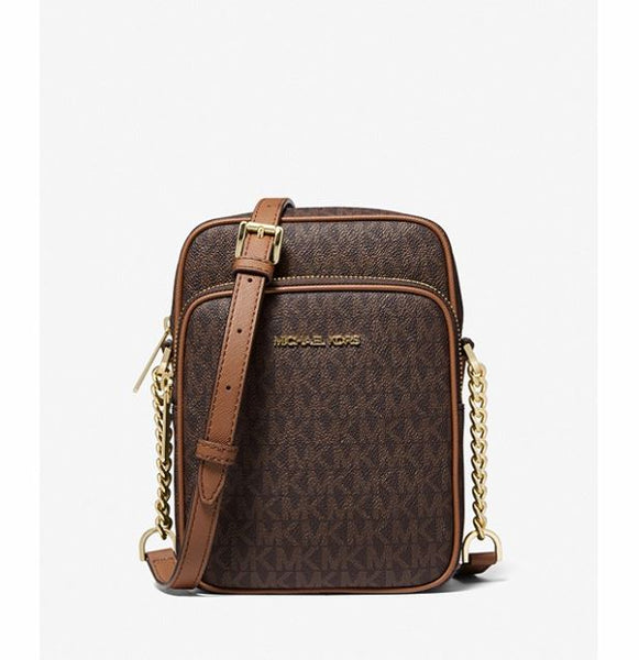 Jet Set Travel Medium Logo Crossbody Bag