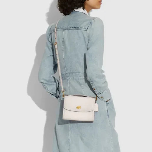 Kip Turnlock Crossbody