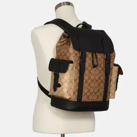 Hudson Backpack In Blocked Signature Canvas